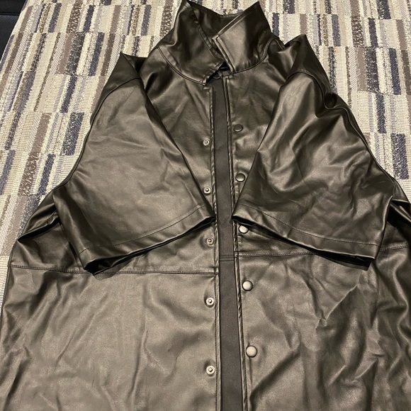 Original tags. Matching set. - Picture 1 of 2